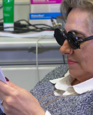 Yeni Bir Beyin İmplantı Kör Bir Kadının Harfleri ve Resimleri “Görmesine” Yardımcı Oldu