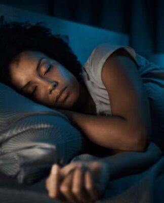 Çok fazla ya da çok az uyursanız daha çok hastalanabilirsiniz